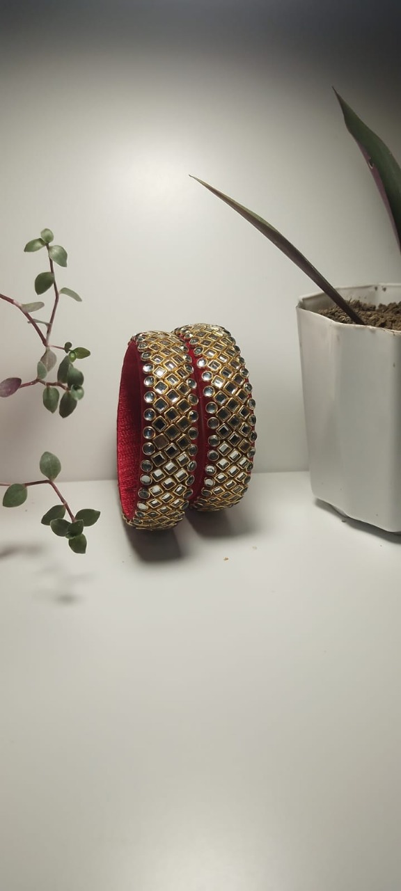 Hand Made Kundol Churi